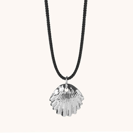 Shell Cord Necklace Silver